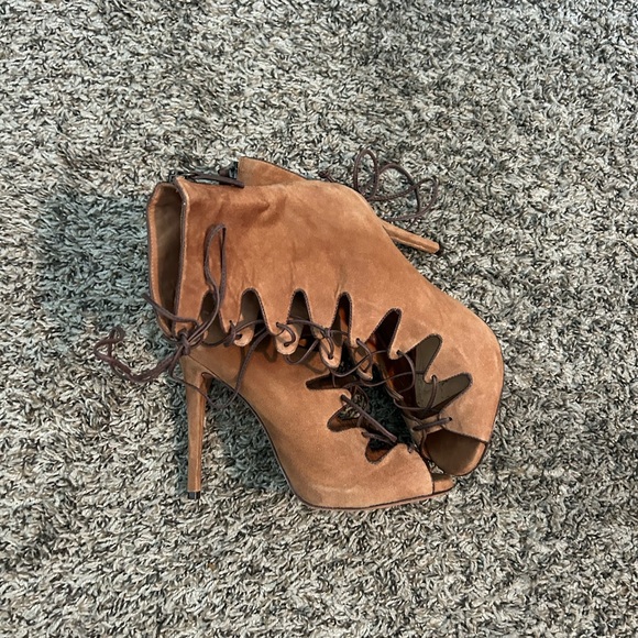 SCHUTZ • Suede Gladiator Heel Peep Toe Sandal • 7.5B • - Picture 5 of 9